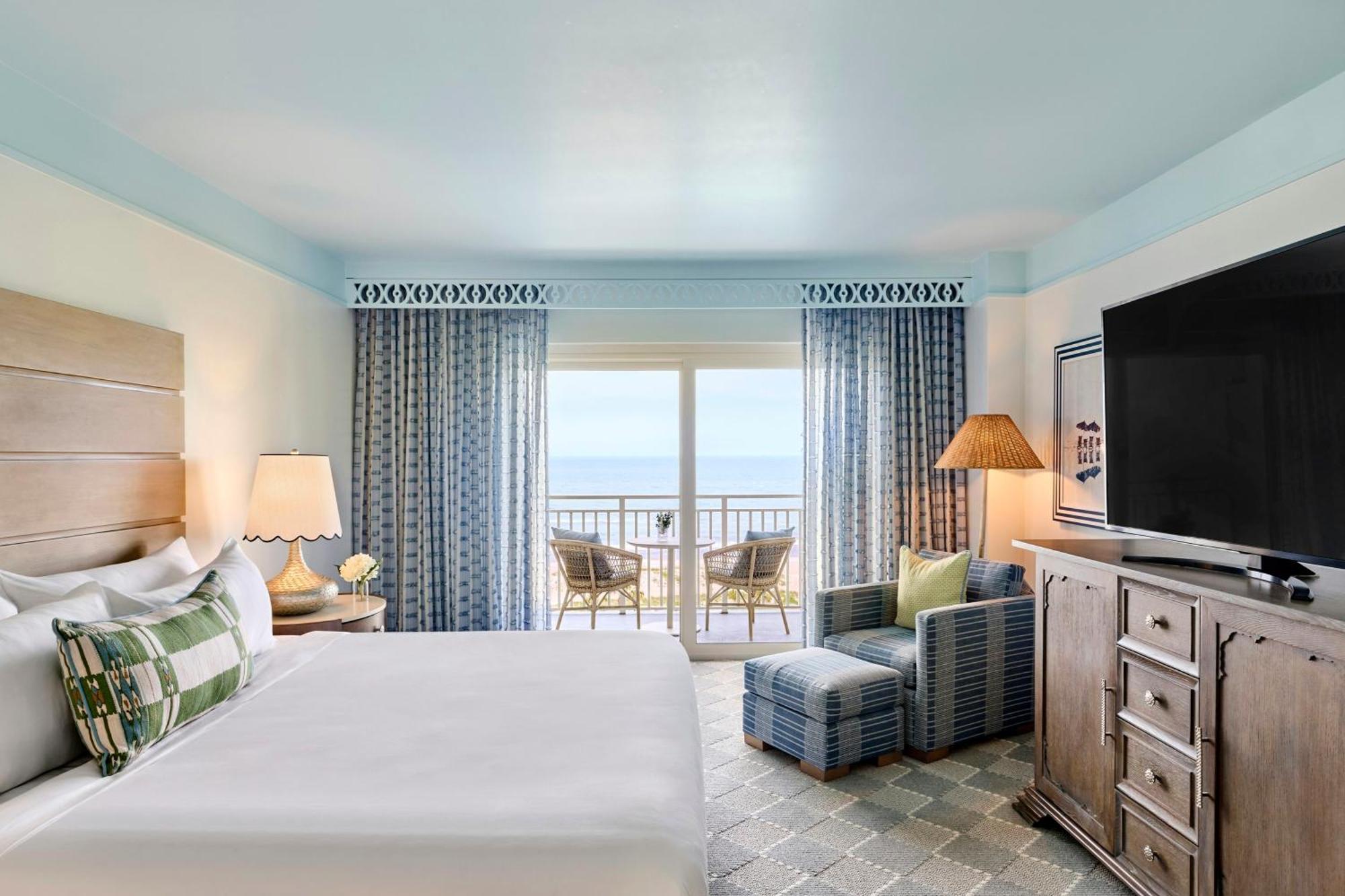 Executive Suite Ocean Pool View